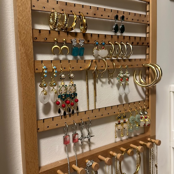 HUGE bundle 30 pieces of earrings, necklaces and a bracelet - Picture 3 of 4